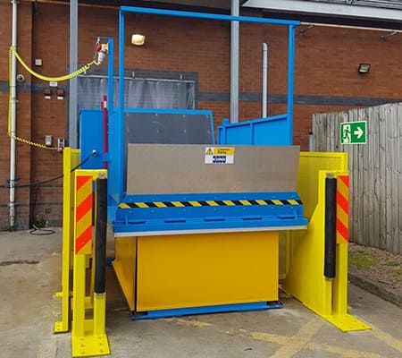 img_Sainsburys 6 cage surface mounted scissor lift 450x400