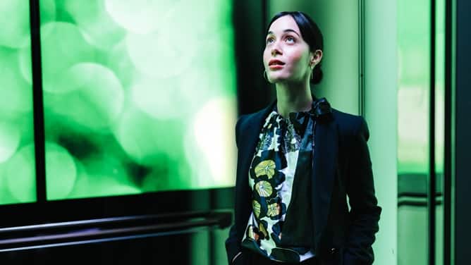 img_OFsolutions_LP_Trends1_Redefininguserexperience_666x376